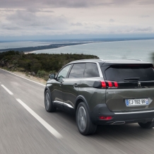 Nový Peugeot 5008 - SUV vstupuje do novej dimenzie