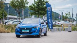 Salón elektromobilov v Bory Mall