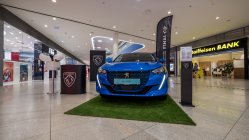 Salón elektromobilov v Bory Mall