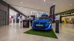 Salón elektromobilov v Bory Mall