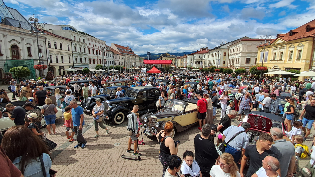 Akcia Grand Retro Show Vígľaš