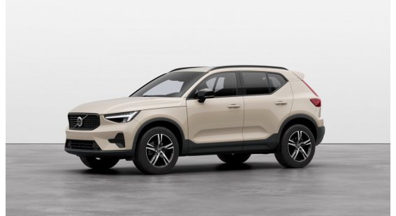 Volvo XC40 B3 PLUS DARK AT7 FWD