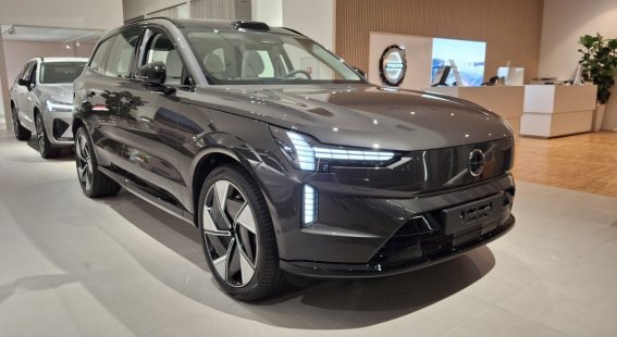 Volvo EX90 Elektrický TWIN MOTOR  Performance ULTRA